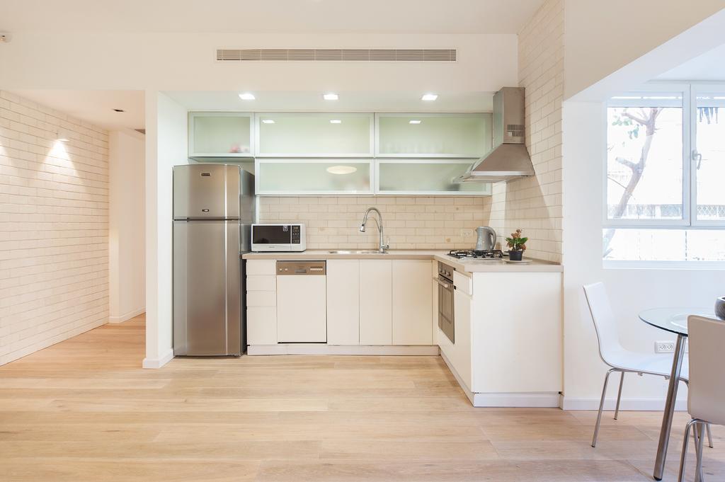 Bright 2Bd Apartment In The Heart Of Tel Aviv With Shelter By Sea N' Rent Exterior photo